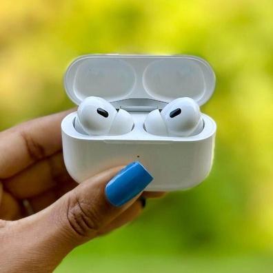 AirPods รุ่นใหม่ของ Apple อาจติดตามอัตราการเต้นของหัวใจคุณได้ ตามที่โค้ด iOS 18 บ่งชี้